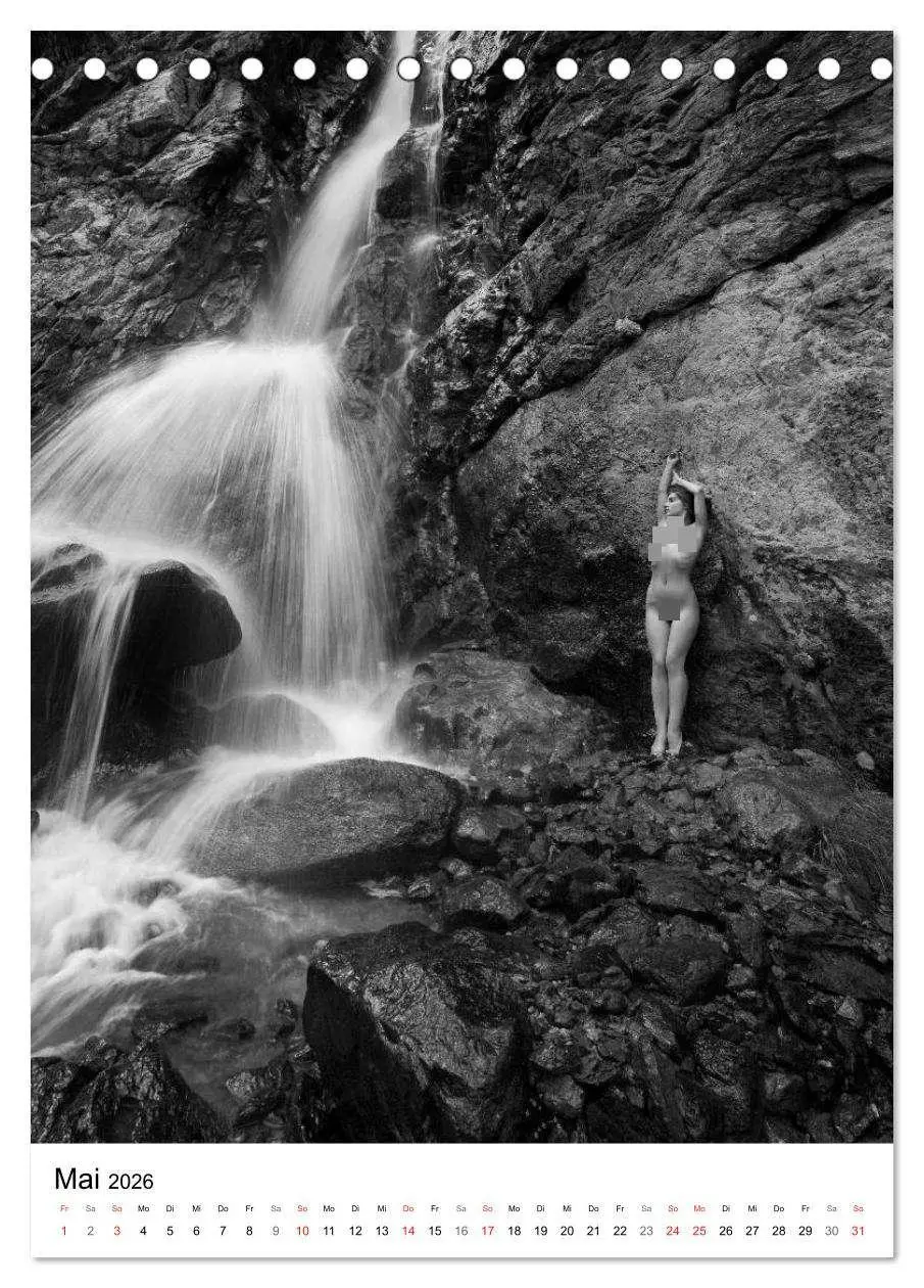 Bild: 9783516430844 | Akt am Wasserfall (Tischkalender 2026 DIN A5 hoch), CALVENDO...