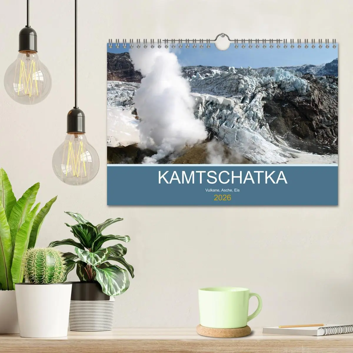 Bild: 9783457901144 | Kamtschatka - Vulkane, Asche, Eis (Wandkalender 2026 DIN A4 quer),...