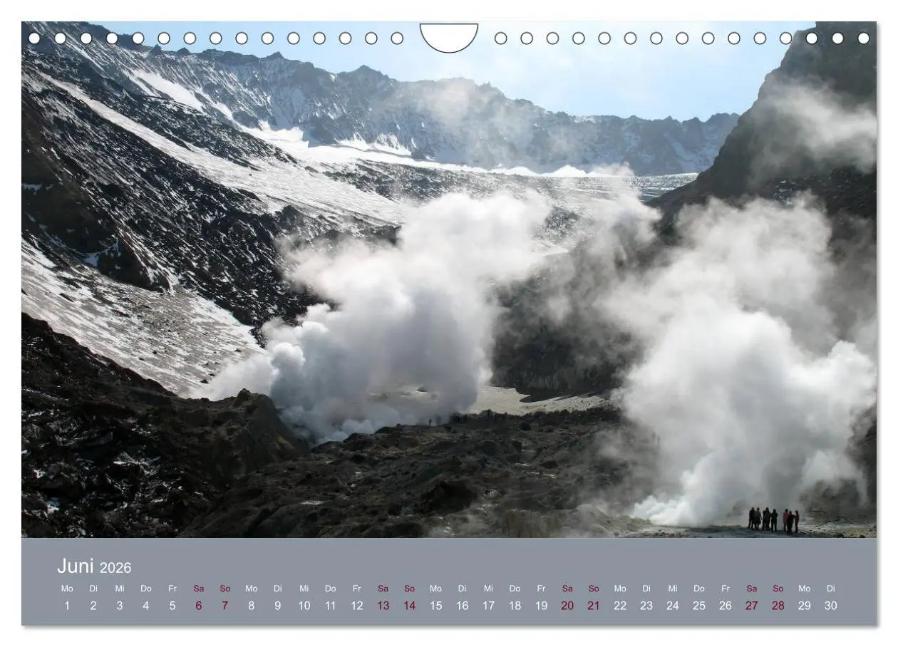 Bild: 9783457901144 | Kamtschatka - Vulkane, Asche, Eis (Wandkalender 2026 DIN A4 quer),...