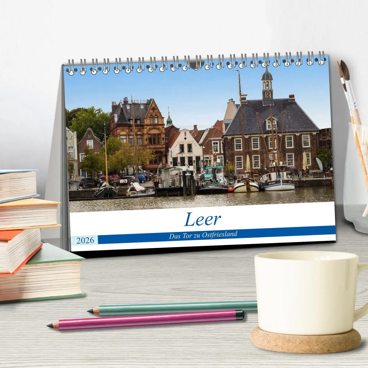 Bild: 9783457883044 | Leer - Das Tor zu Ostfriesland (Tischkalender 2026 DIN A5 quer),...