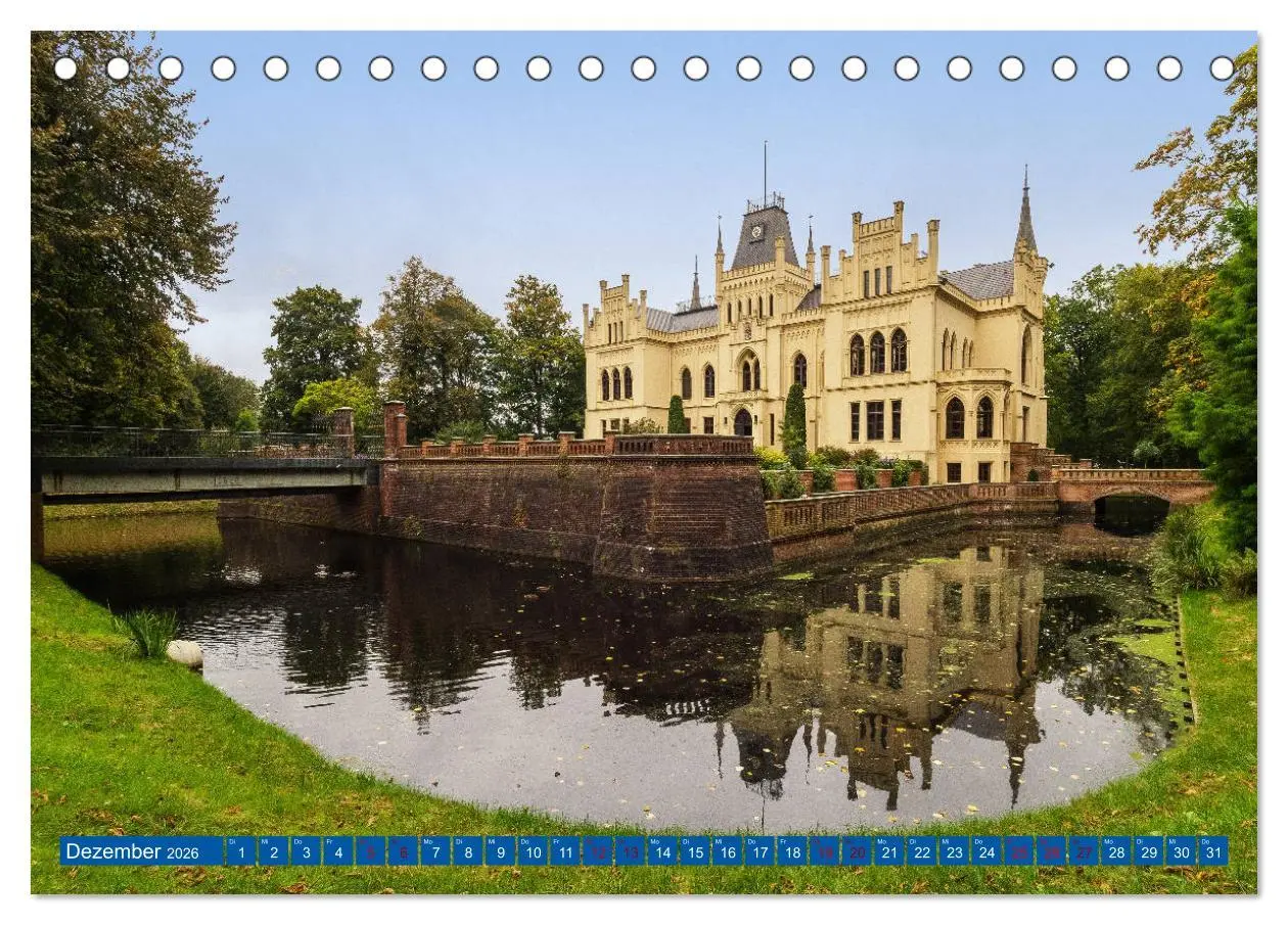Bild: 9783457883044 | Leer - Das Tor zu Ostfriesland (Tischkalender 2026 DIN A5 quer),...