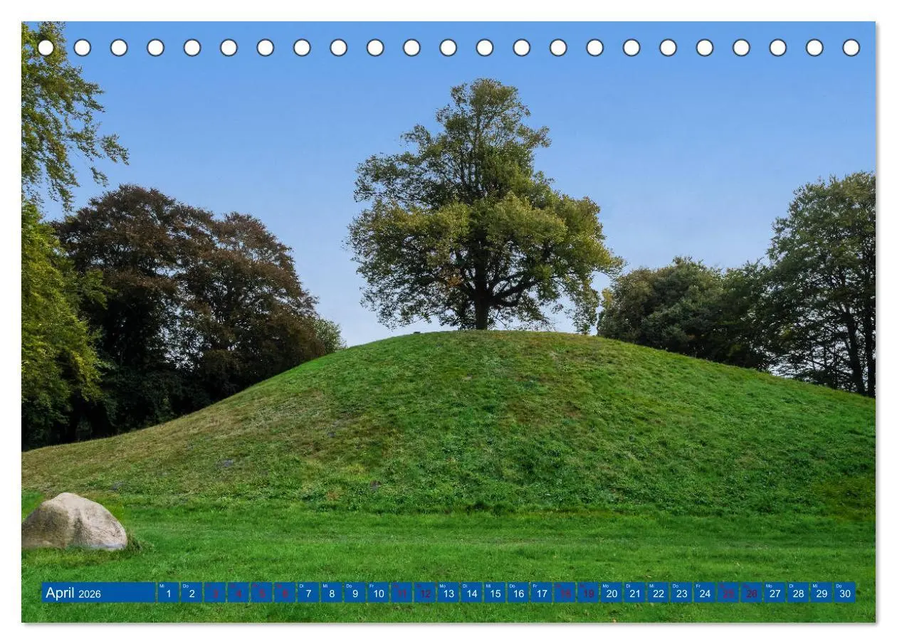 Bild: 9783457883044 | Leer - Das Tor zu Ostfriesland (Tischkalender 2026 DIN A5 quer),...