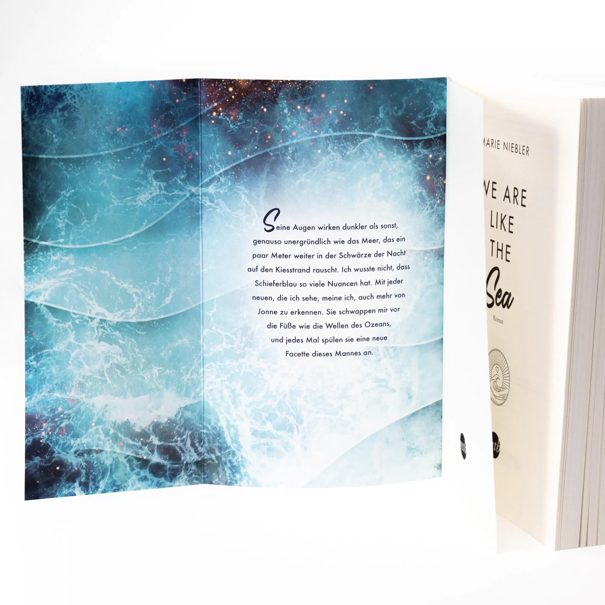 Bild: 9783745703344 | We Are Like the Sea | Marie Niebler | Taschenbuch | Like Us | 432 S.