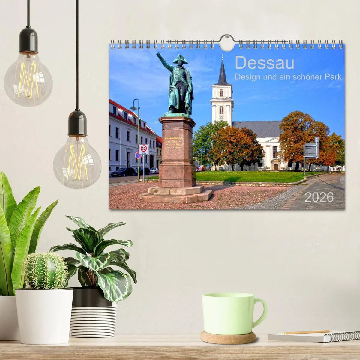 Bild: 9783457768044 | Dessau Design und ein schöner Park (Wandkalender 2026 DIN A4 quer),...