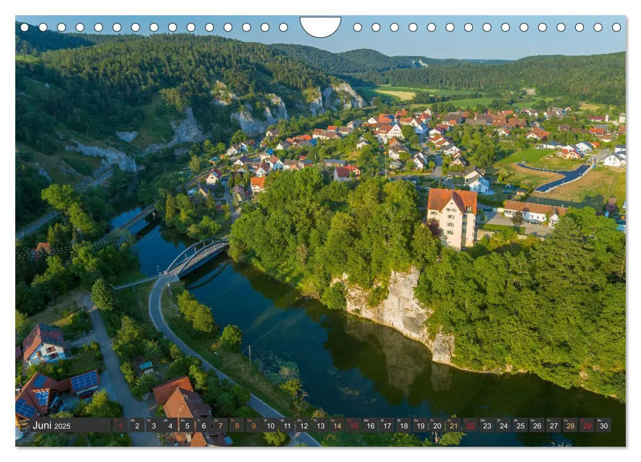 Bild: 9783383860645 | Große Landschaft Obere Donau (Wandkalender 2025 DIN A4 quer),...