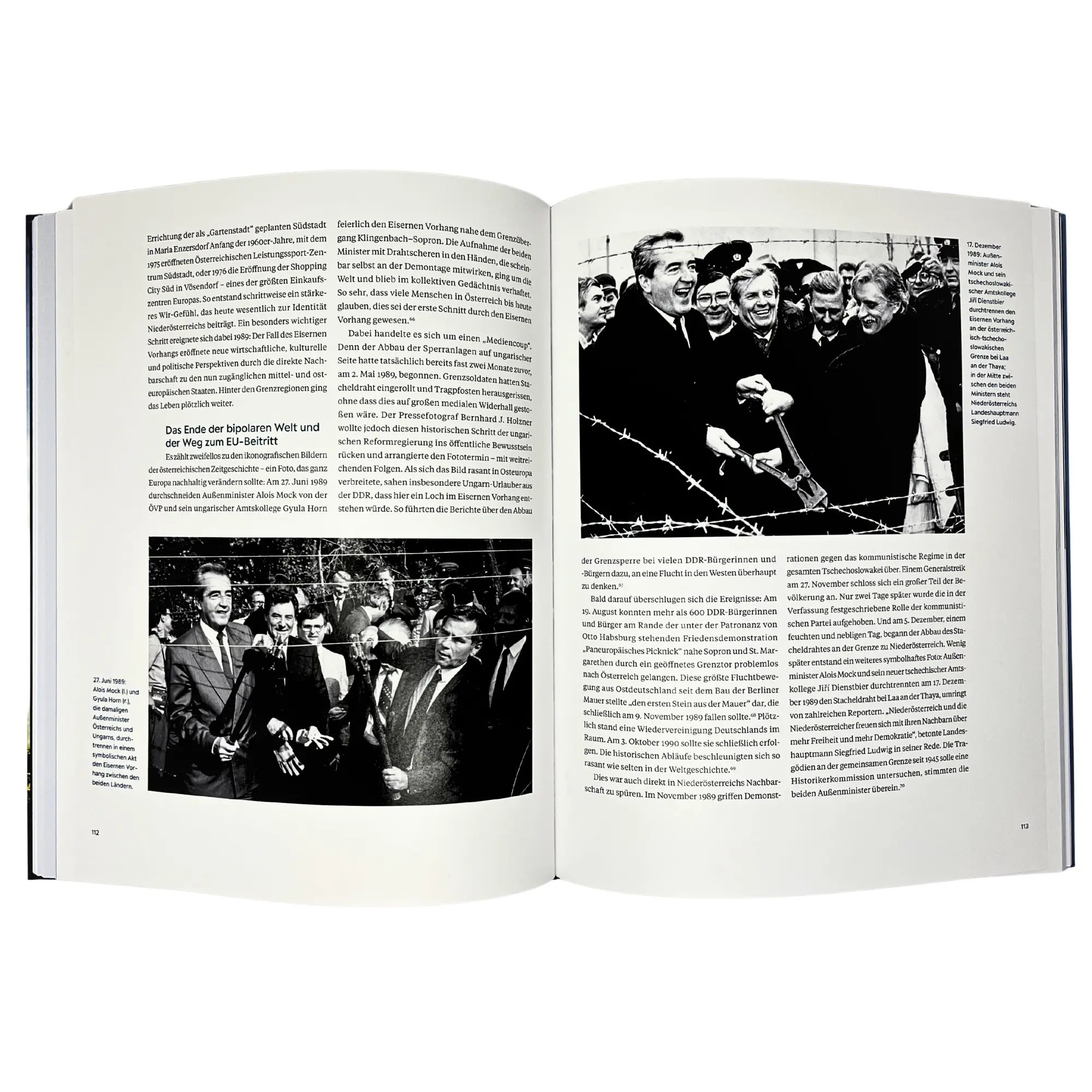 Bild: 9783990502945 | Bewegte Zeiten. 1945-2015 | Erinnern für die Zukunft | Danielle Spera