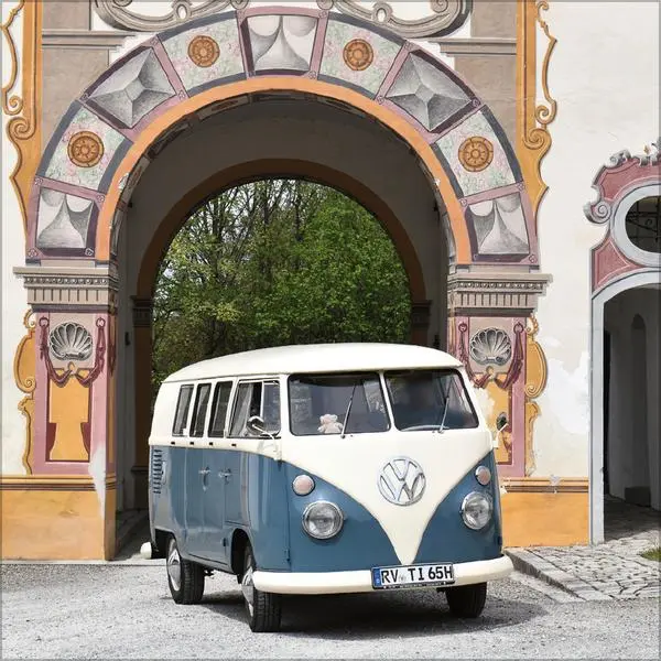 Bild: 9783731883845 | Kult-Transporter 2026 | Verlag Korsch | Kalender | 13 S. | Deutsch