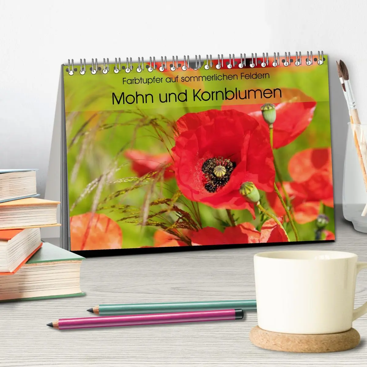 Bild: 9783516084245 | Farbtupfer auf sommerlichen Feldern - Mohn und Kornblumen...