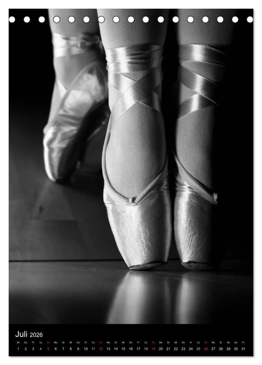 Bild: 9783516455045 | Ballett in Schwarzweiss (Tischkalender 2026 DIN A5 hoch), CALVENDO...