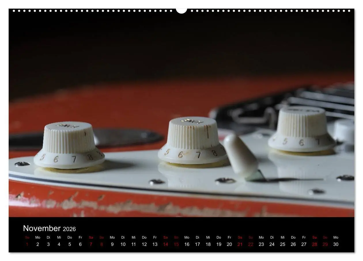 Bild: 9783457895245 | Feinheiten - Alte Gitarren im Detail (Wandkalender 2026 DIN A2...