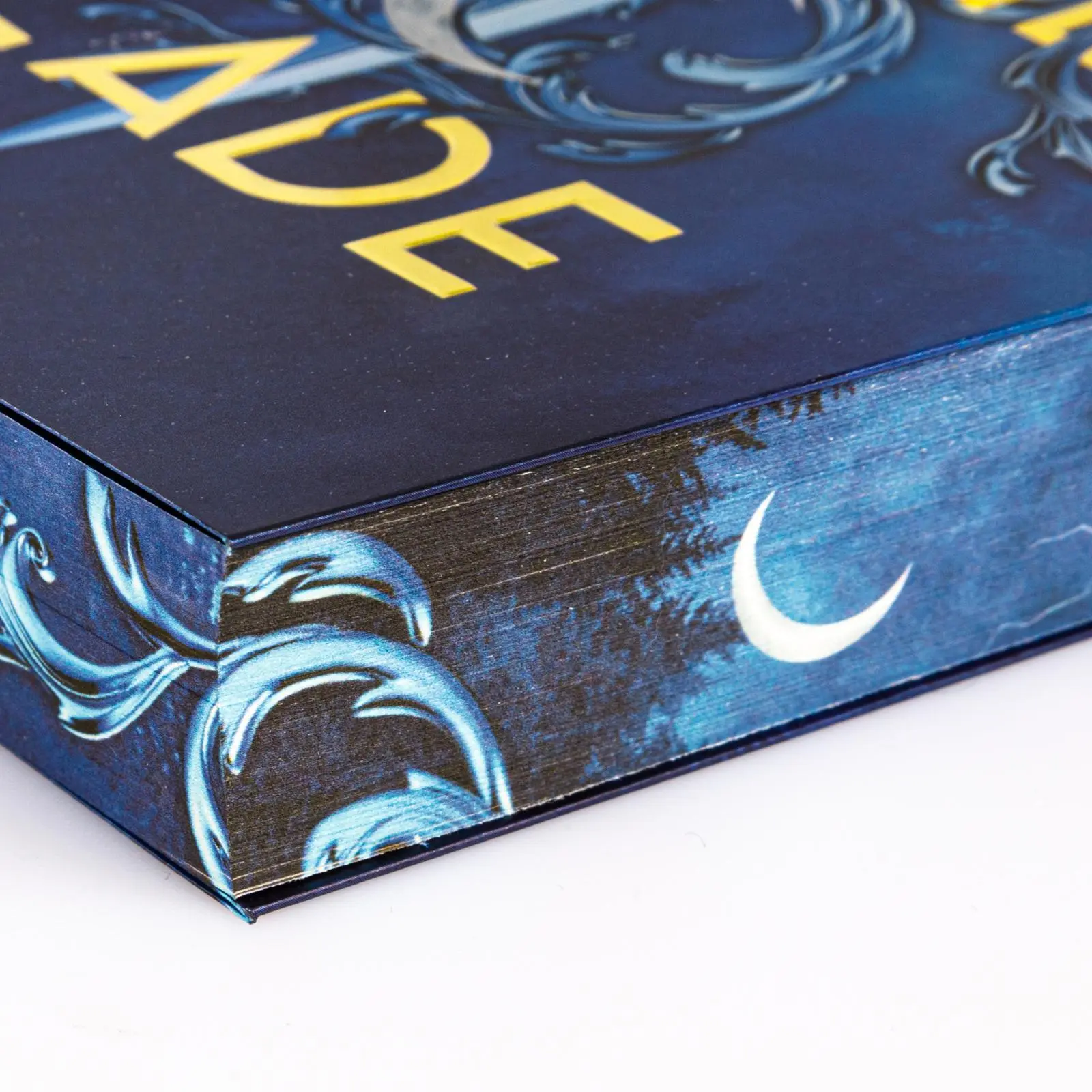 Bild: 9783551585745 | The Five Crowns of Okrith 2: The Witches' Blade | A. K. Mulford | Buch