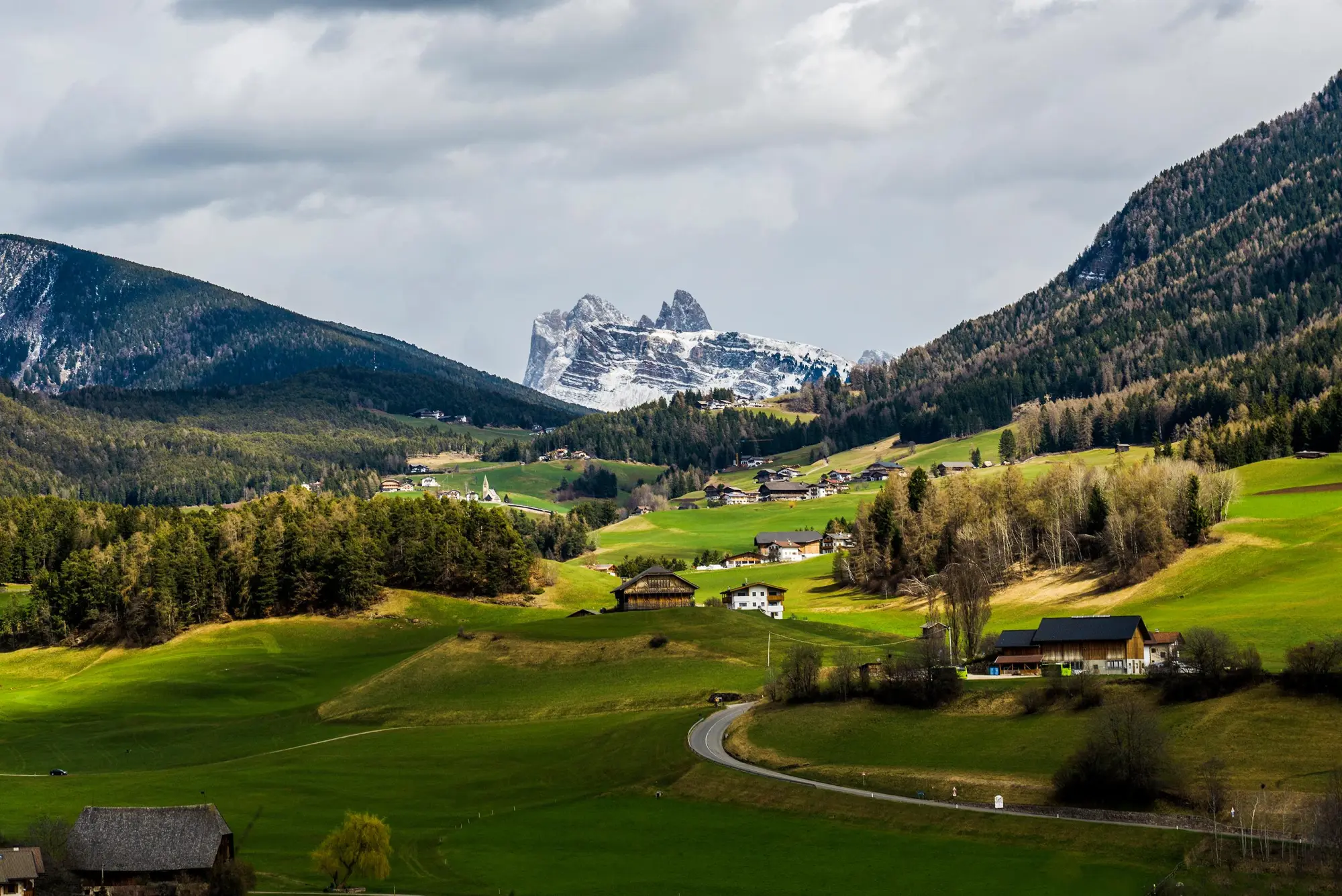 Bild: 9783734327445 | Roadtrips Südtirol | Wilfried Bahnmüller (u. a.) | Buch | 168 S.