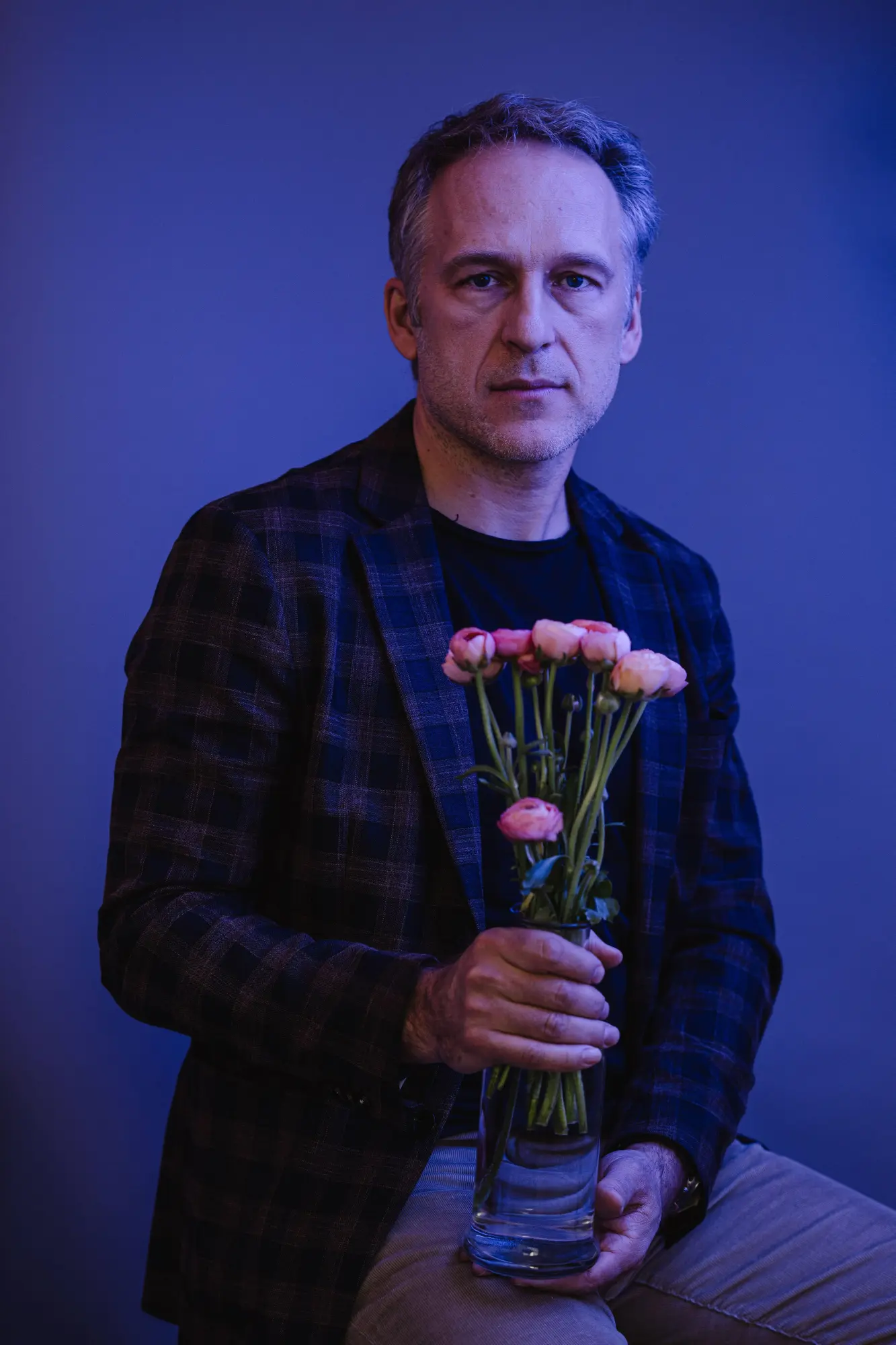 Autor: 9783903618145 | Weinen vor Plastikblumen | Vedran Dihic | Taschenbuch | Untiefen