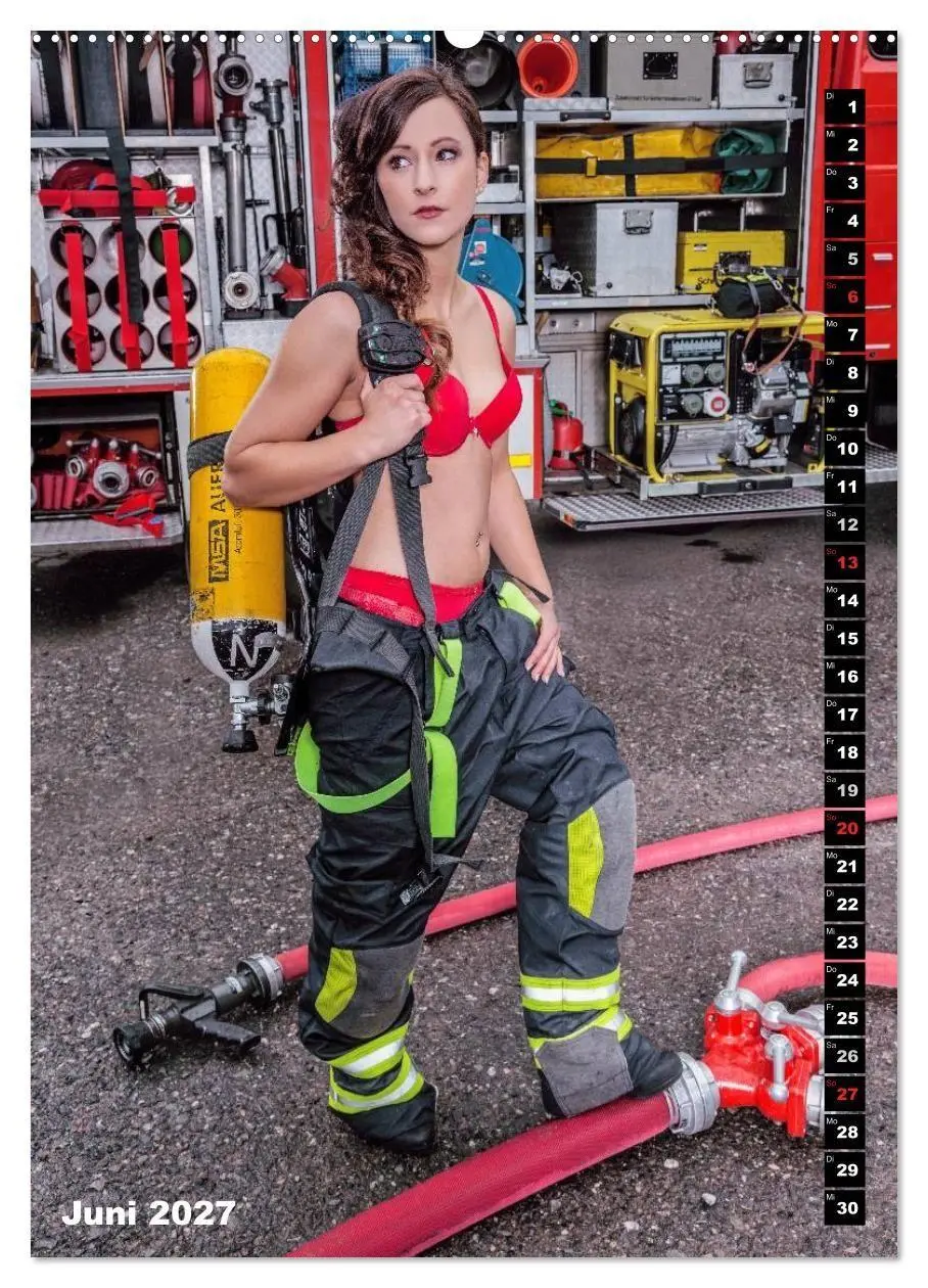 Bild: 9783594108345 | Feuerwehrkalender 2027 (Wandkalender 2027 DIN A2 hoch), CALVENDO...