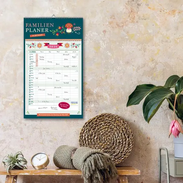 Bild: 9783731888345 | Familienplaner Vintage 2026 | Verlag Korsch | Kalender | 14 S. | 2027