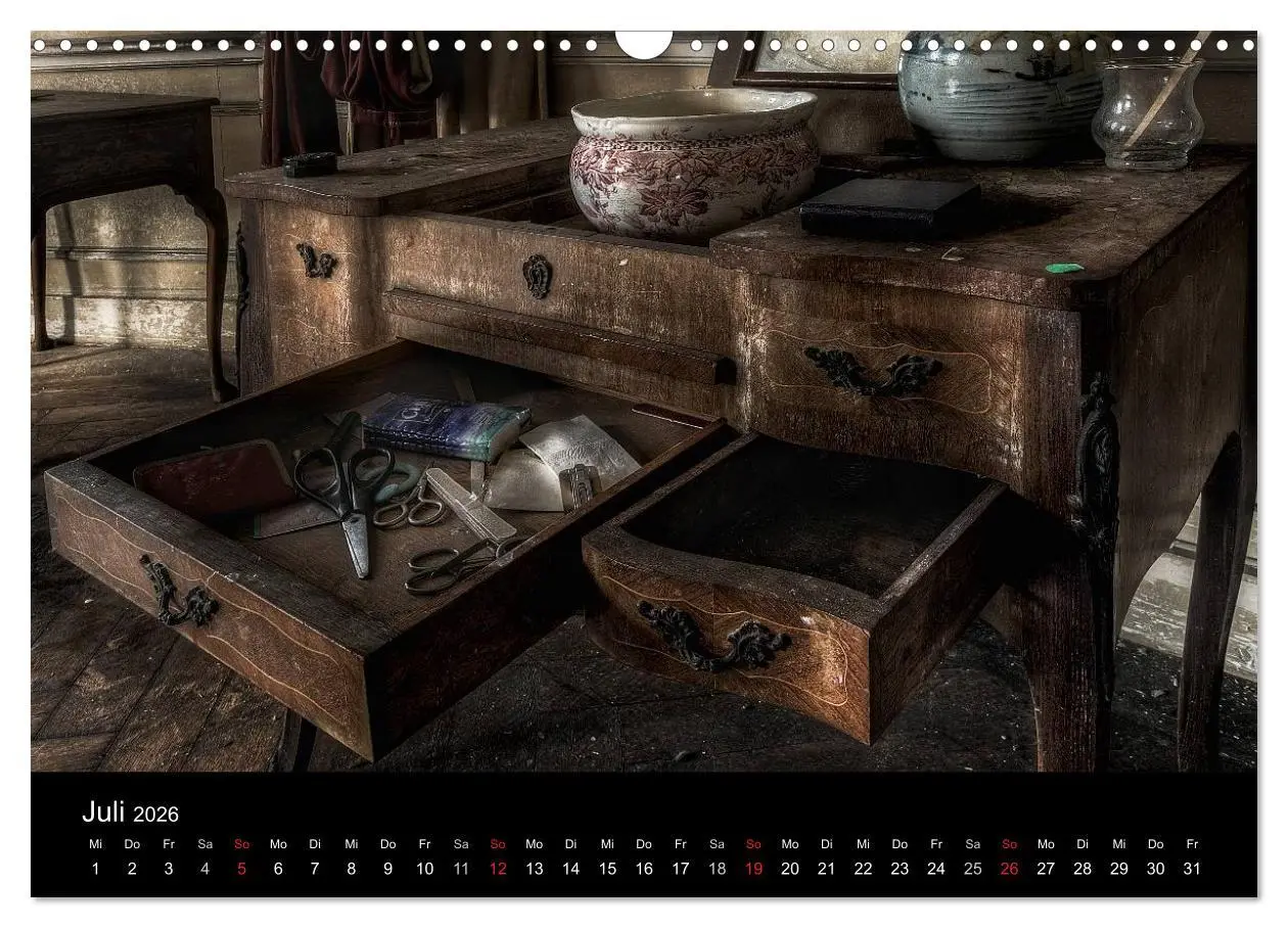 Bild: 9783516069945 | Lost Places - Auch der Verfall hat seinen Charme (Wandkalender 2026...