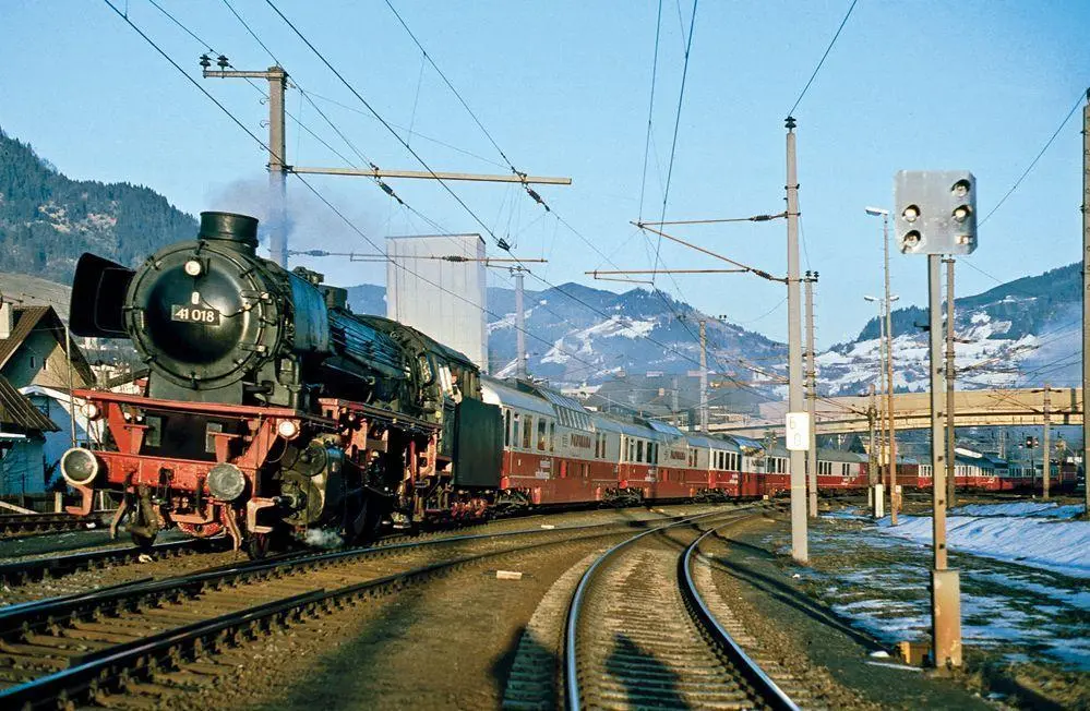 Bild: 9783751610346 | Tauernbahn | Bedeutend für den Balkanverkehr | Markus Inderst | Buch