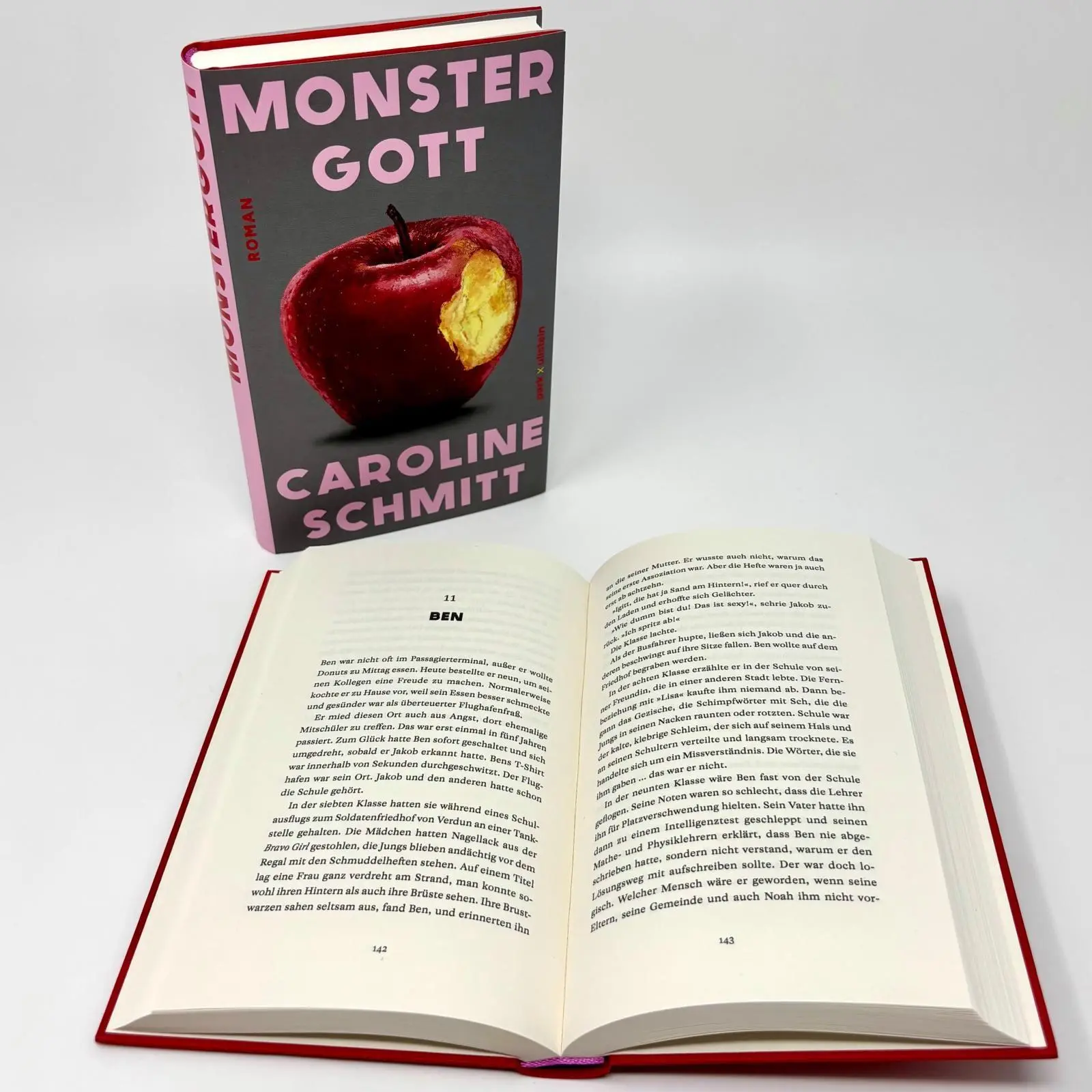 Bild: 9783988160546 | Monstergott | Caroline Schmitt | Buch | 272 S. | Deutsch | 2025