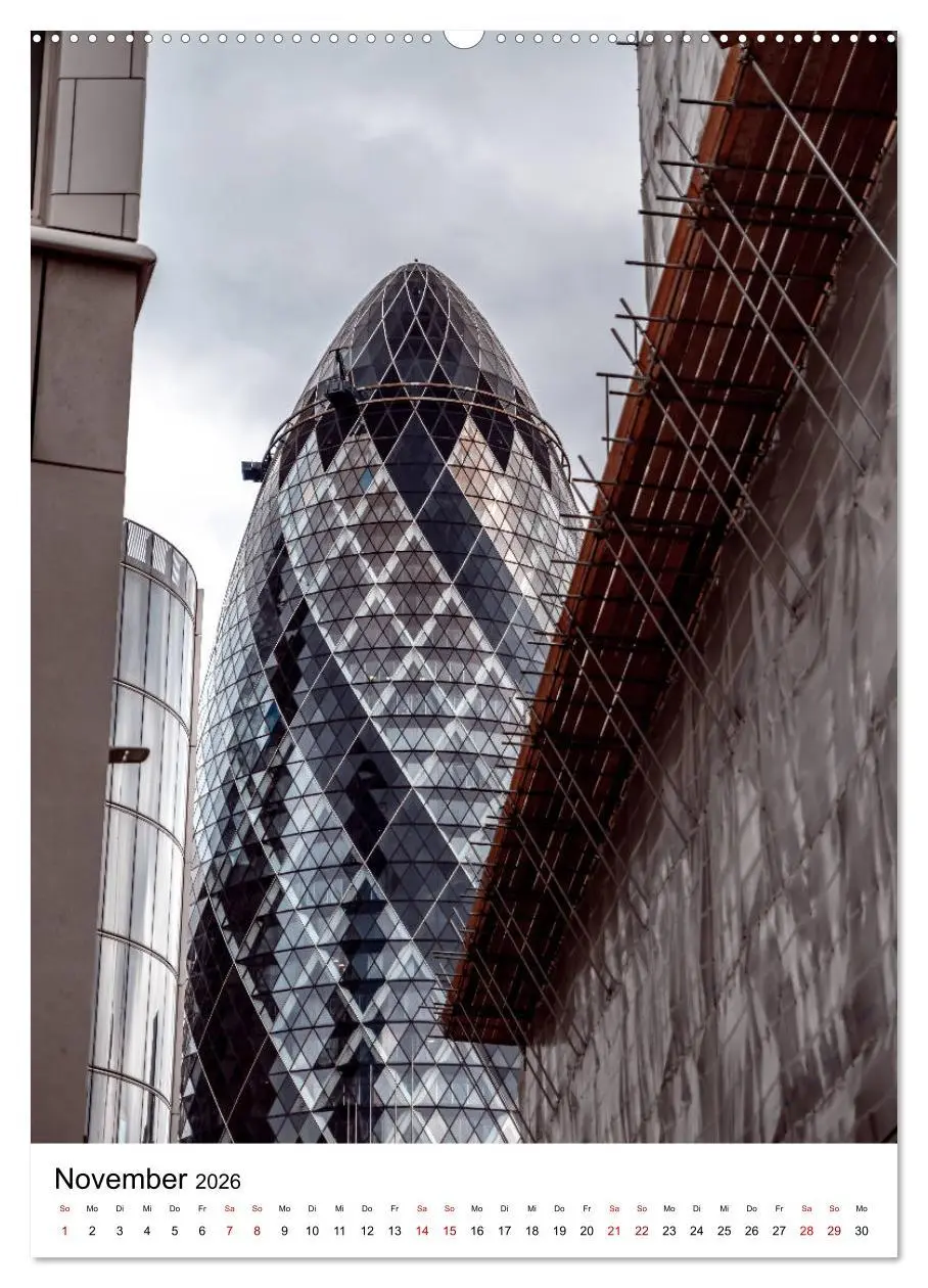 Bild: 9783516381146 | London Financial District (Wandkalender 2026 DIN A2 hoch), CALVENDO...