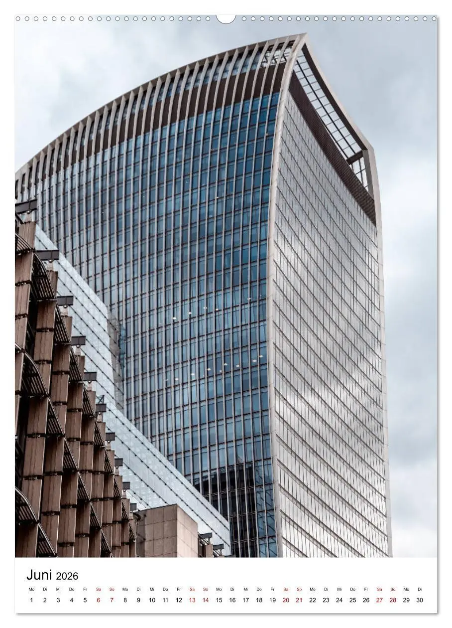 Bild: 9783516381146 | London Financial District (Wandkalender 2026 DIN A2 hoch), CALVENDO...