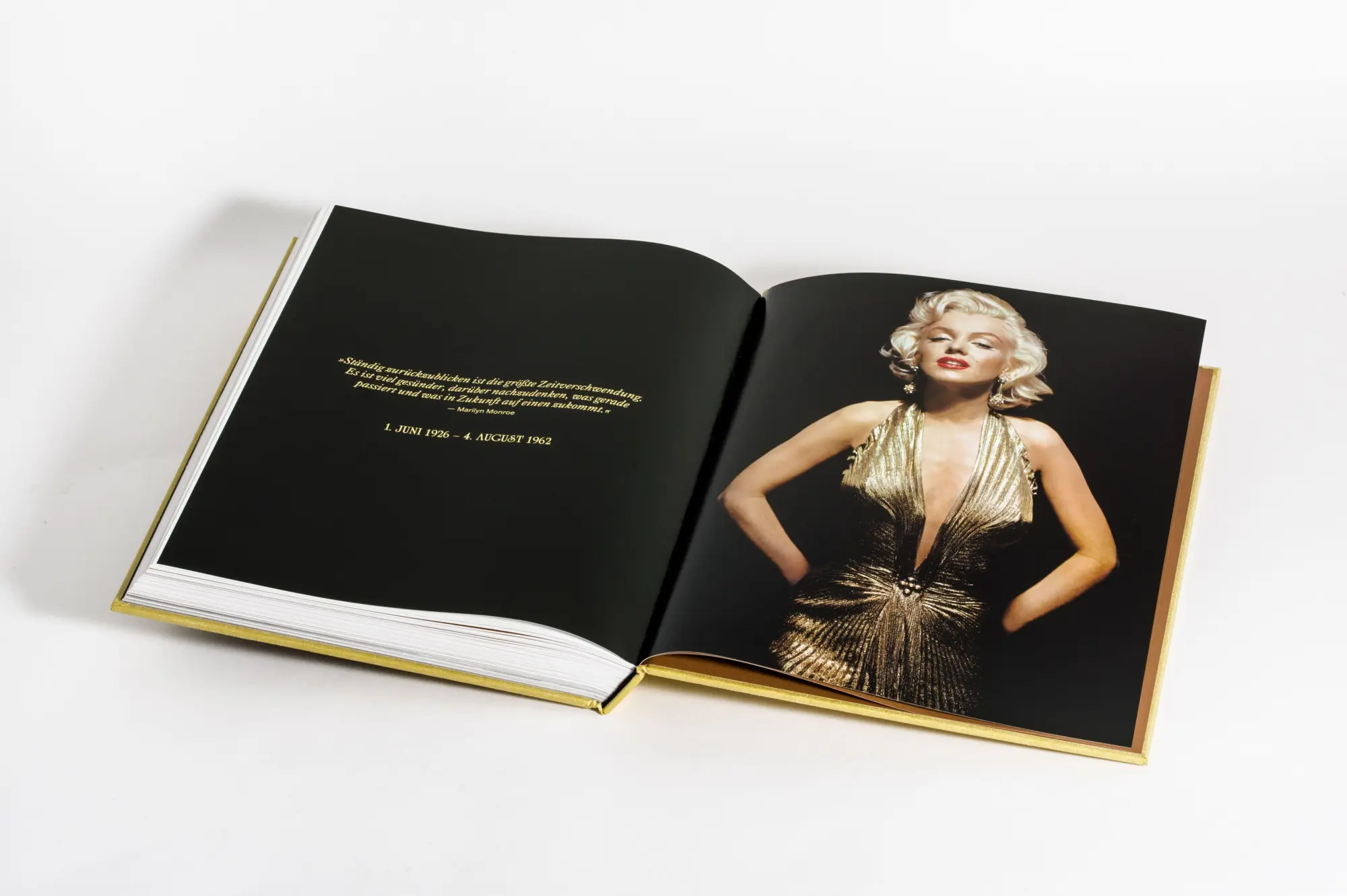 Bild: 9783791394046 | Marilyn Monroe 100. Der offizielle Band. | Rachel Syme (u. a.) | Buch