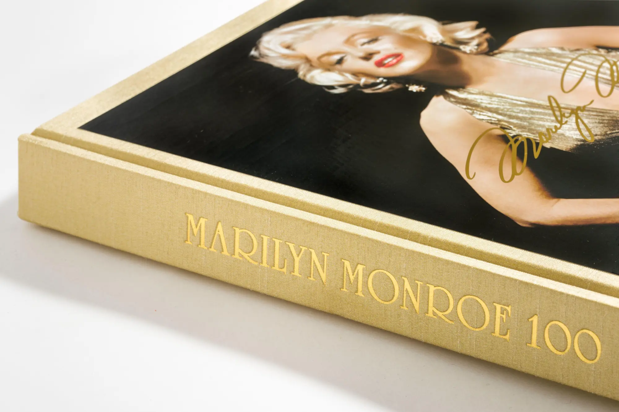 Bild: 9783791394046 | Marilyn Monroe 100. Der offizielle Band. | Rachel Syme (u. a.) | Buch