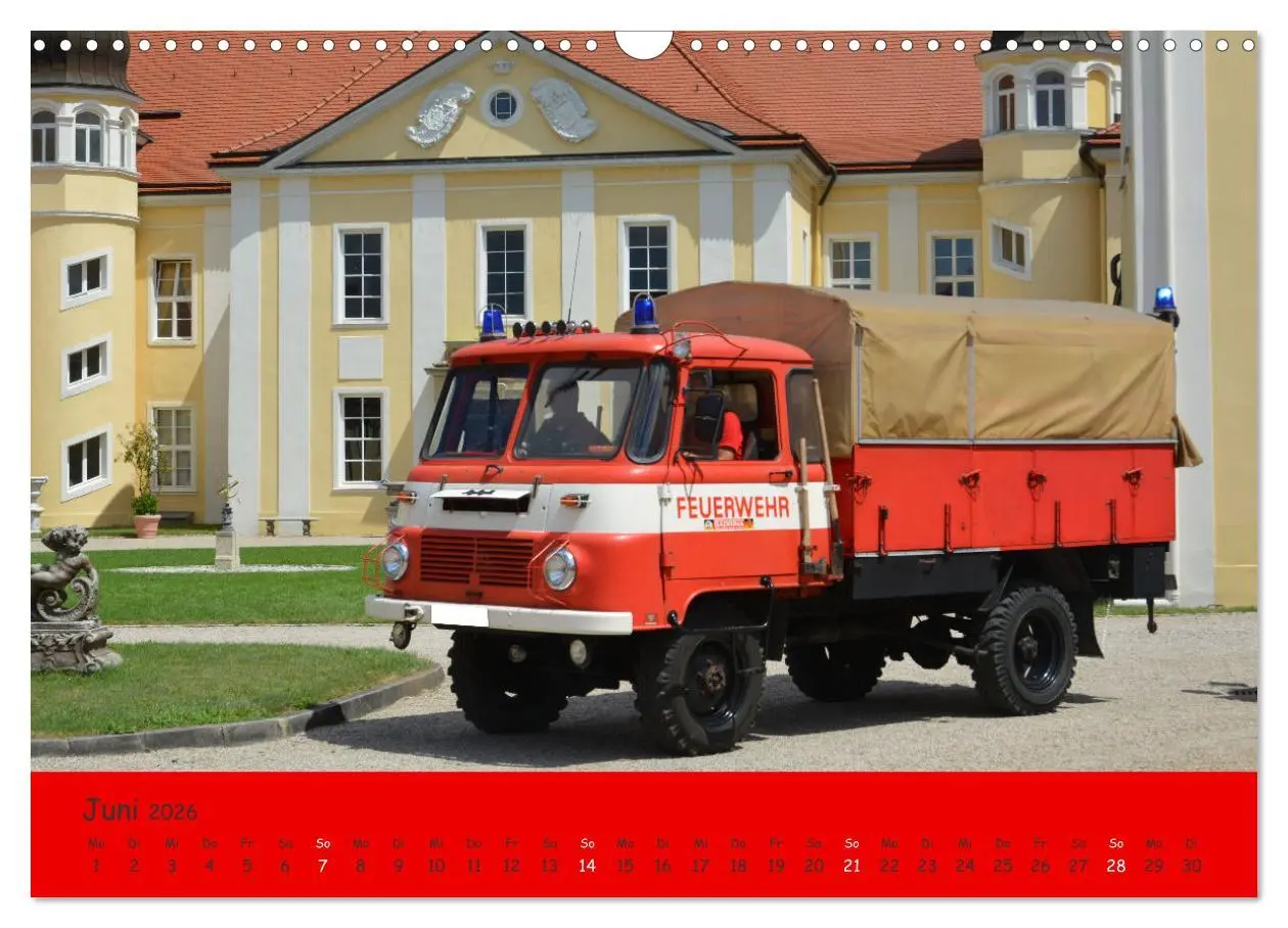 Bild: 9783457354346 | DDR Feuerwehr Klassiker (Wandkalender 2026 DIN A3 quer), CALVENDO...