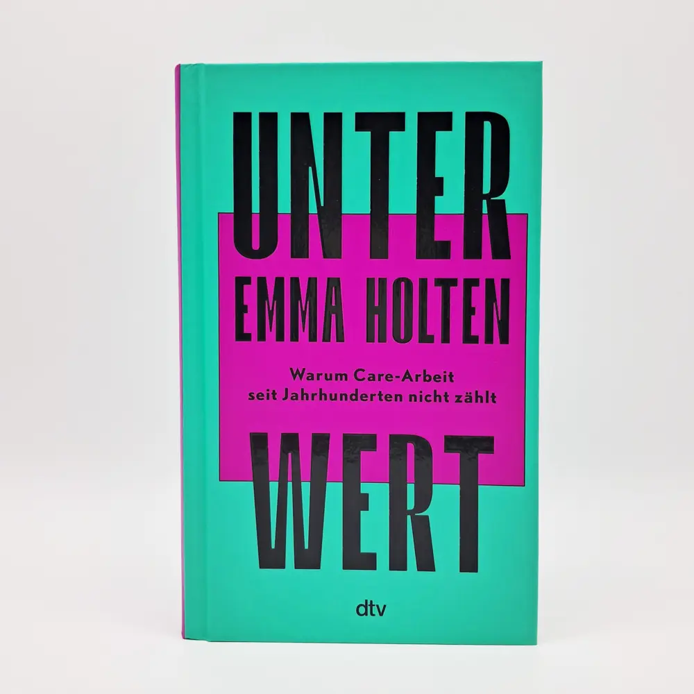 Bild: 9783423284646 | Unter Wert | Emma Holten | Buch | 288 S. | Deutsch | 2025