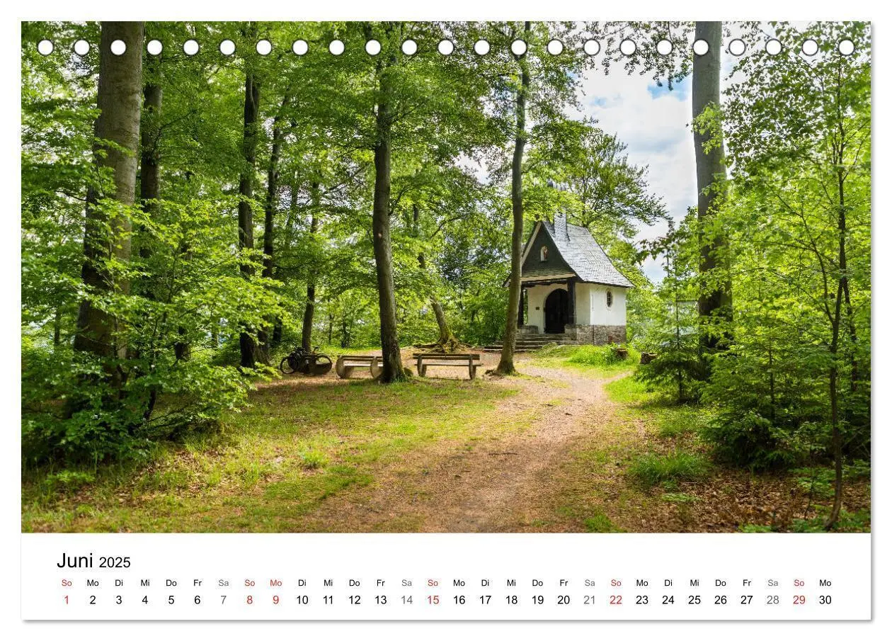 Bild: 9783383995446 | SAUERLAND - Besondere Orte (Tischkalender 2025 DIN A5 quer),...