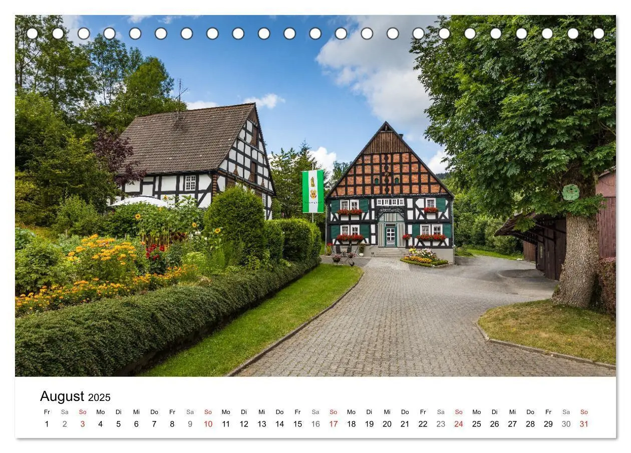 Bild: 9783383995446 | SAUERLAND - Besondere Orte (Tischkalender 2025 DIN A5 quer),...