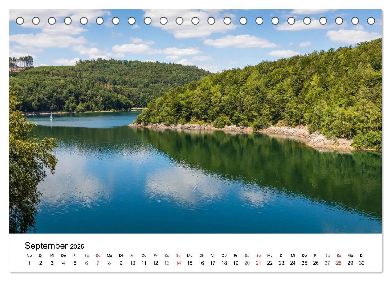 Bild: 9783383995446 | SAUERLAND - Besondere Orte (Tischkalender 2025 DIN A5 quer),...