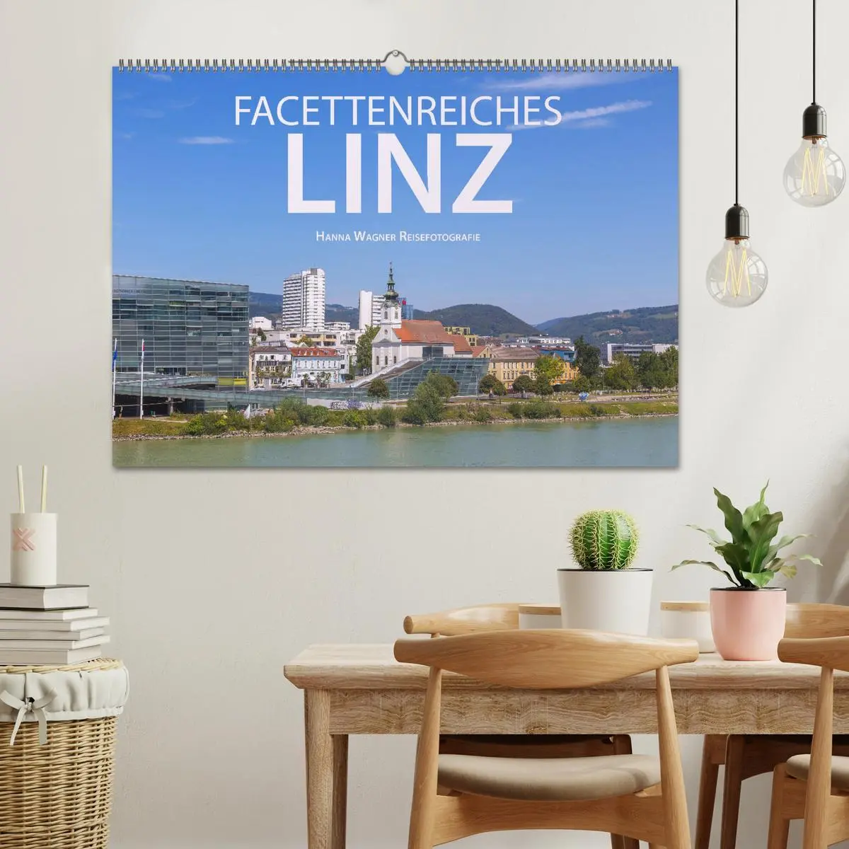 Bild: 9783457935446 | Facettenreiches Linz (Wandkalender 2026 DIN A2 quer), CALVENDO...