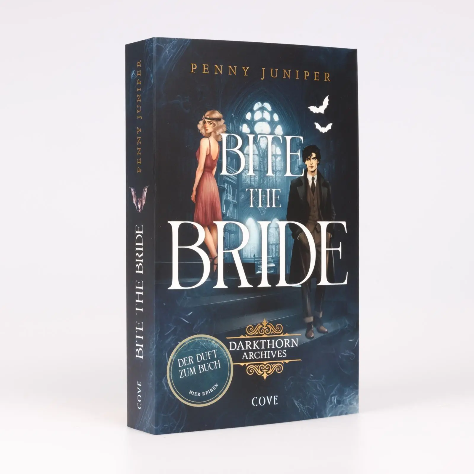 Bild: 9783551586346 | Bite the Bride (Darkthorn Archives 1) | Penny Juniper | Taschenbuch