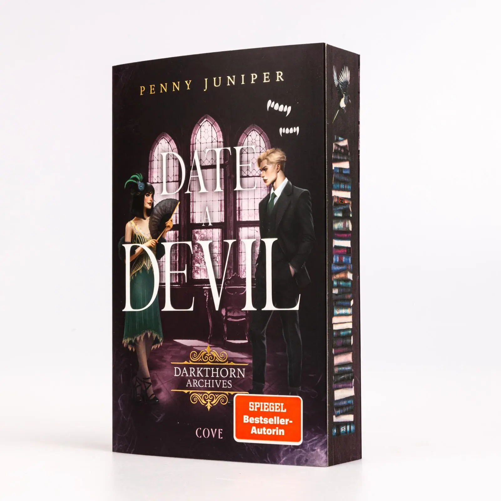 Bild: 9783551587046 | Date a Devil (Darkthorn Archives 3) | Penny Juniper | Taschenbuch