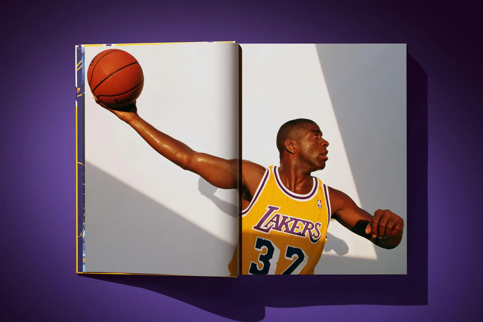 Bild: 9783836598446 | Lakers | An Official History of the Purple &amp; Gold | Vikki Tobak | Buch