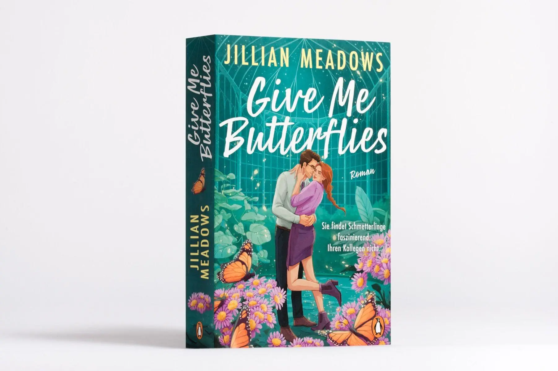 Bild: 9783328112747 | Give Me Butterflies. Sie erforscht Schmetterlinge, er die Sterne....