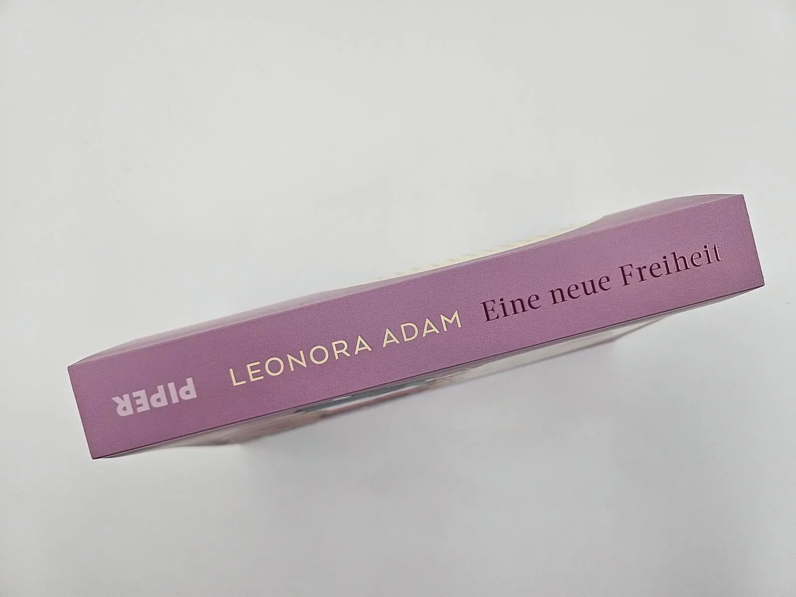Bild: 9783492064347 | Eine neue Freiheit | Leonora Adam | Taschenbuch | 352 S. | Deutsch