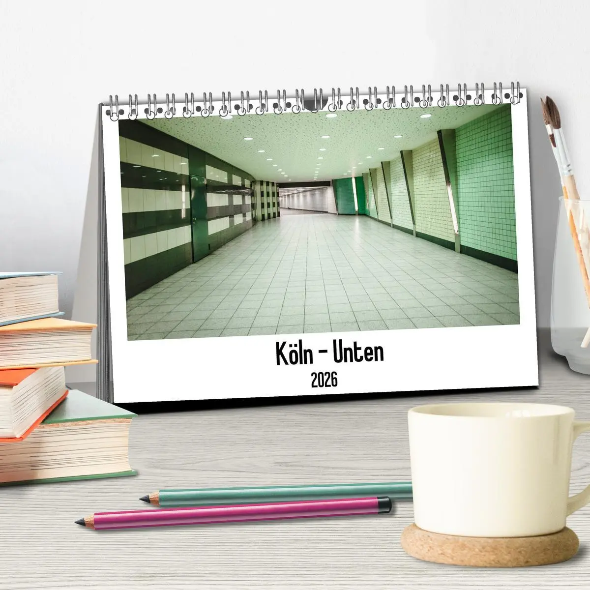 Bild: 9783457704547 | Köln - Unten (Tischkalender 2026 DIN A5 quer), CALVENDO Monatskalender