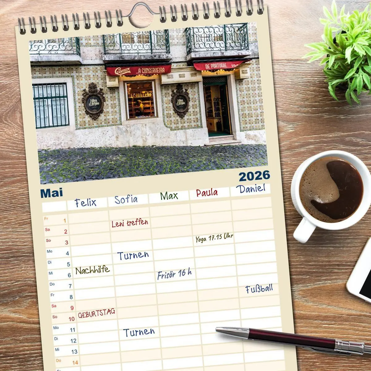 Bild: 9783516616347 | Familienplaner 2026 - Mein Lissabon mit 5 Spalten (Wandkalender, 21...