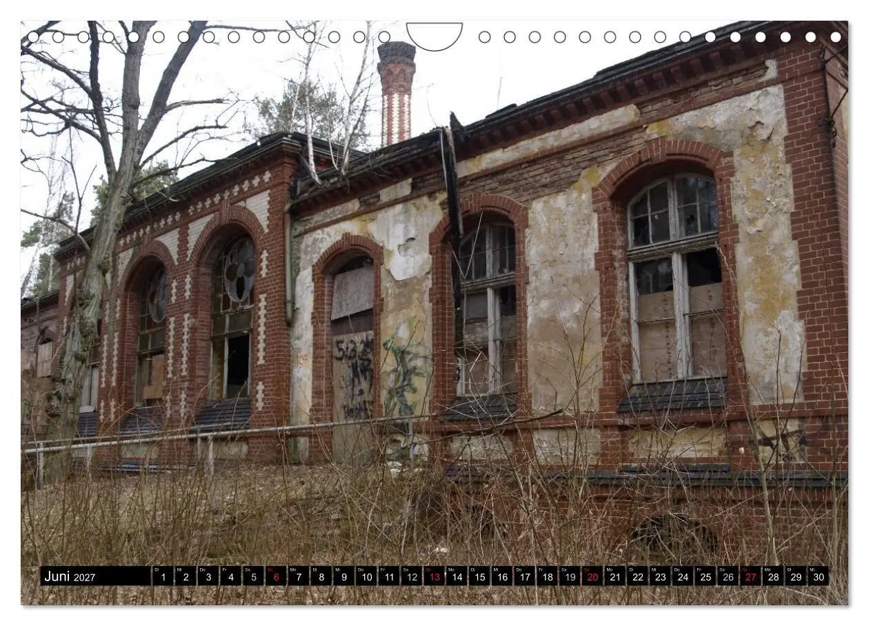 Bild: 9783594107447 | Beelitz Heilstätten-Faszination des Verfalls (Wandkalender 2027 DIN...