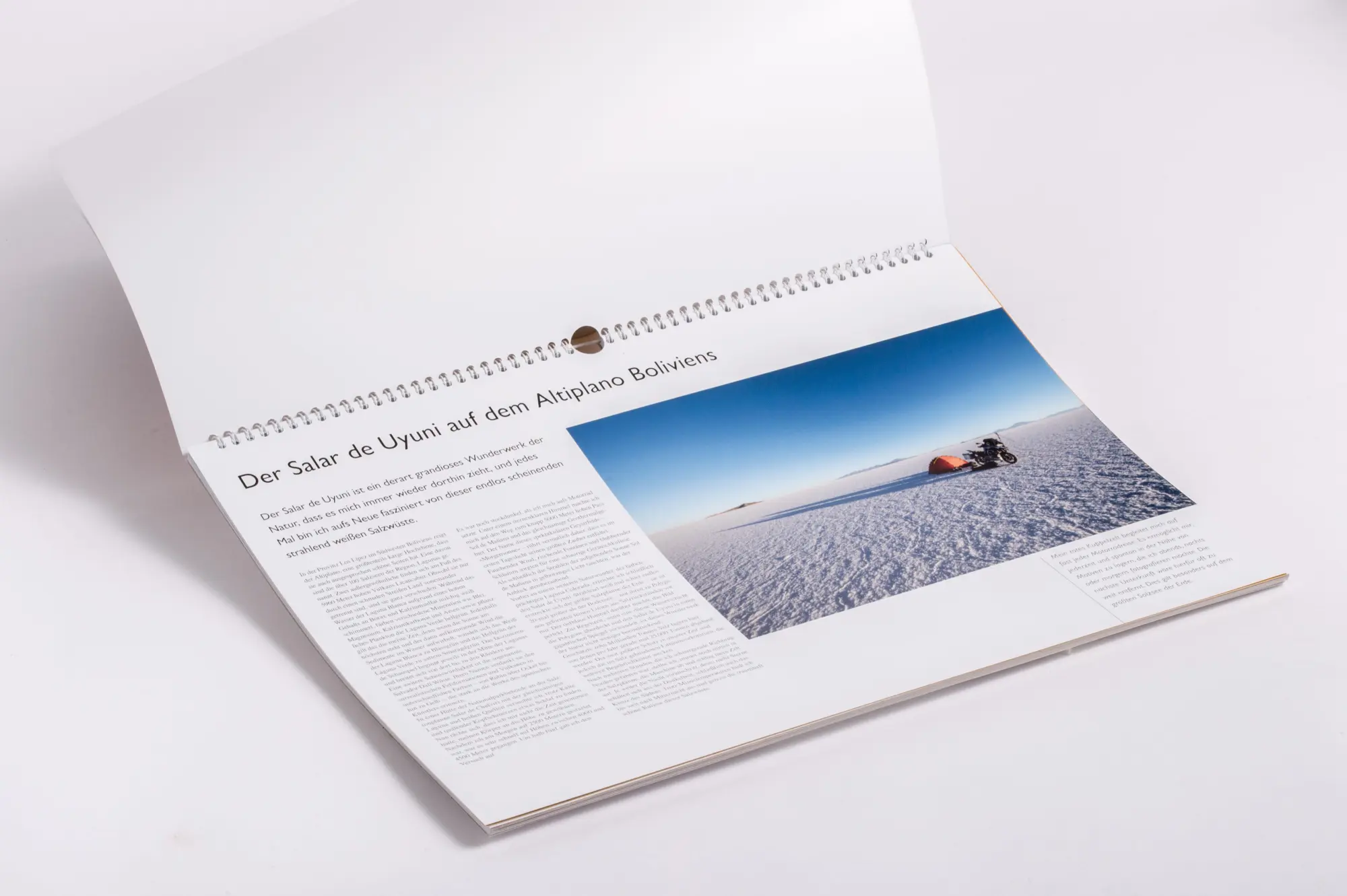 Bild: 9783453239647 | Auf zwei Rädern um die Welt - Der Motorrad-Reise-Kalender 2026 | Buch