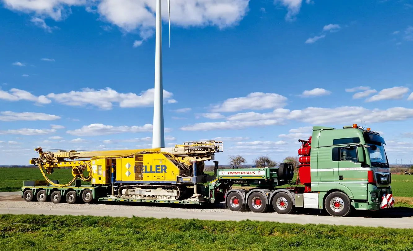Bild: 9783751611848 | Jahrbuch Schwertransporte 2026 | Taschenbuch | 144 S. | Deutsch | 2025