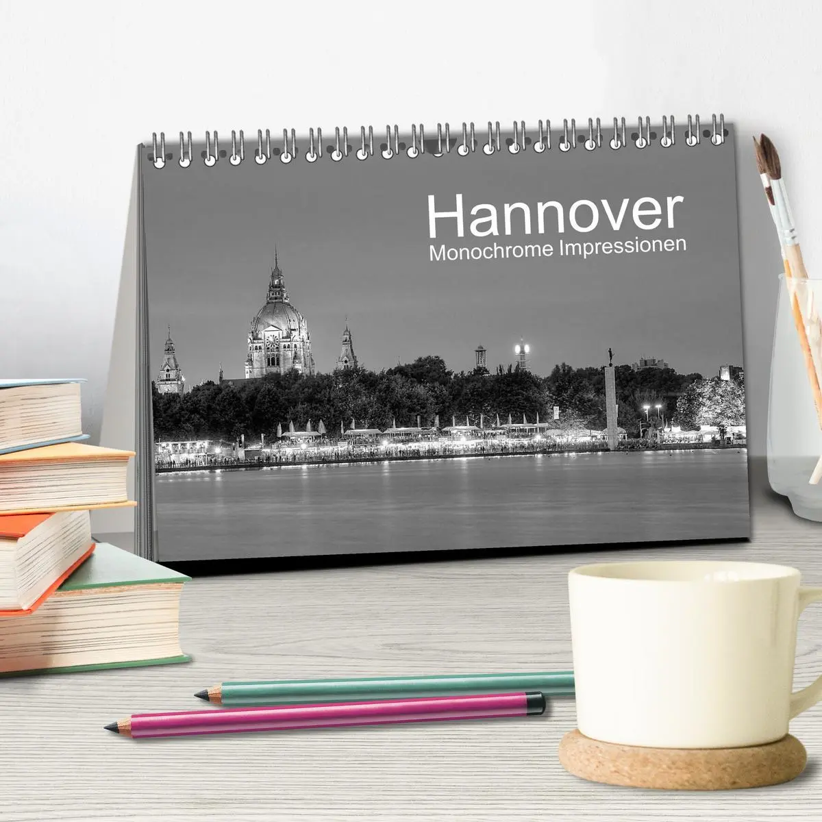 Bild: 9783516141948 | Hannover Monochrome Impressionen (Tischkalender 2026 DIN A5 quer),...
