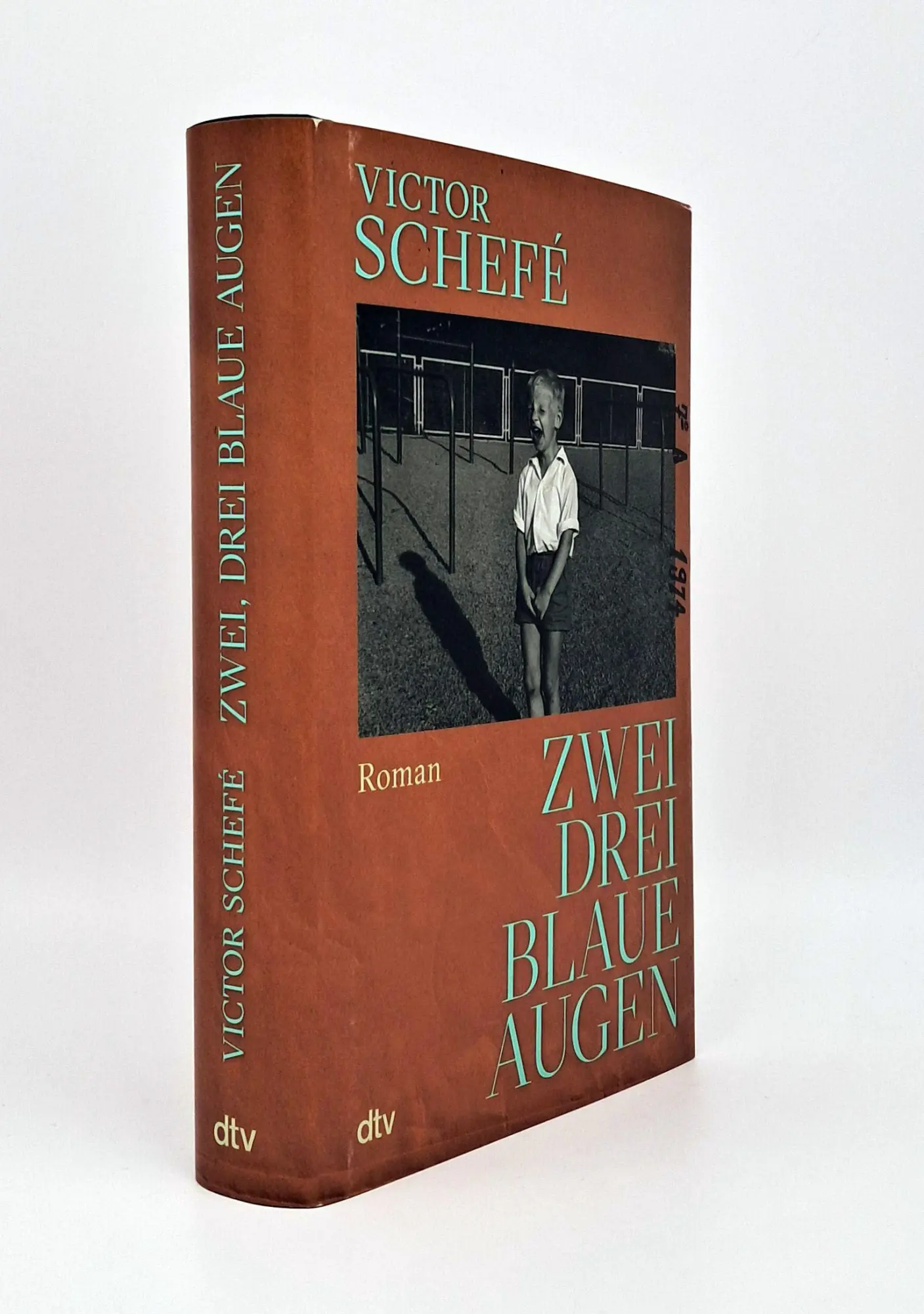 Bild: 9783423285148 | Zwei, drei blaue Augen | Victor Schefé | Buch | 480 S. | Deutsch