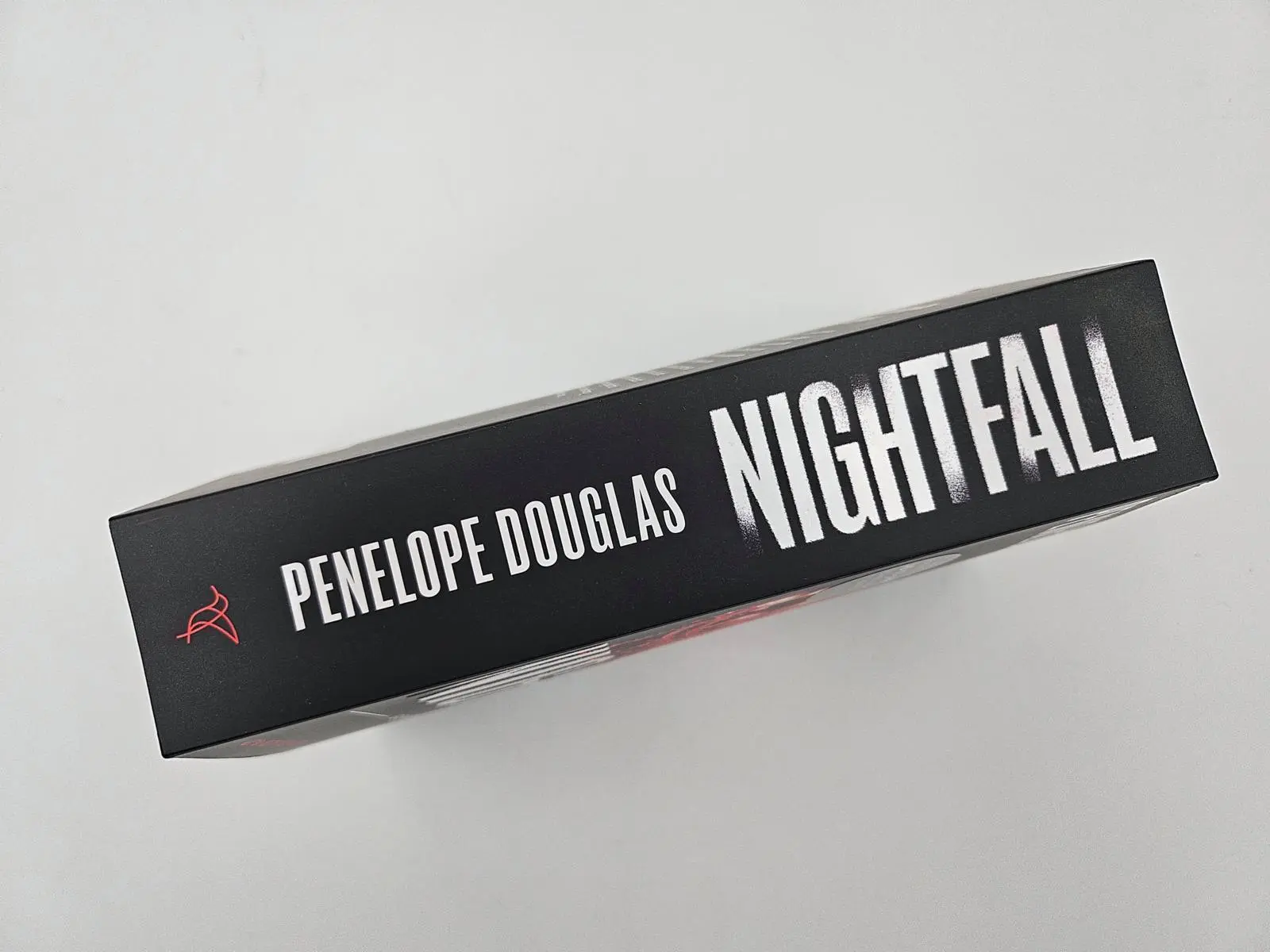 Bild: 9783492066648 | Nightfall - Geheime Begierde | Penelope Douglas | Taschenbuch | 784 S.