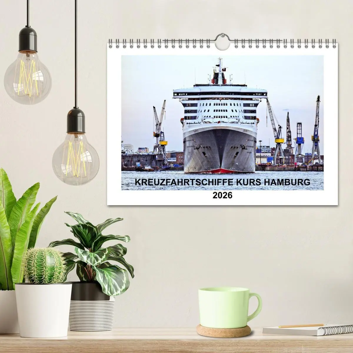 Bild: 9783516047448 | Kreuzfahrtschiffe Kurs Hamburg 2026 (Wandkalender 2026 DIN A4...