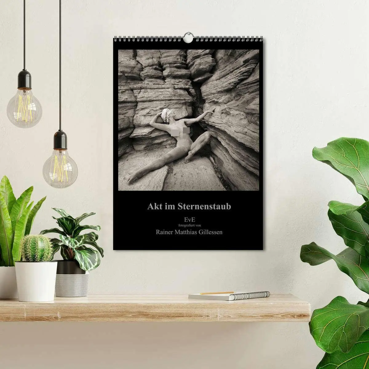 Bild: 9783516459548 | Akt im Sternenstaub EvE fotografiert von Rainer Matthias Gillessen...
