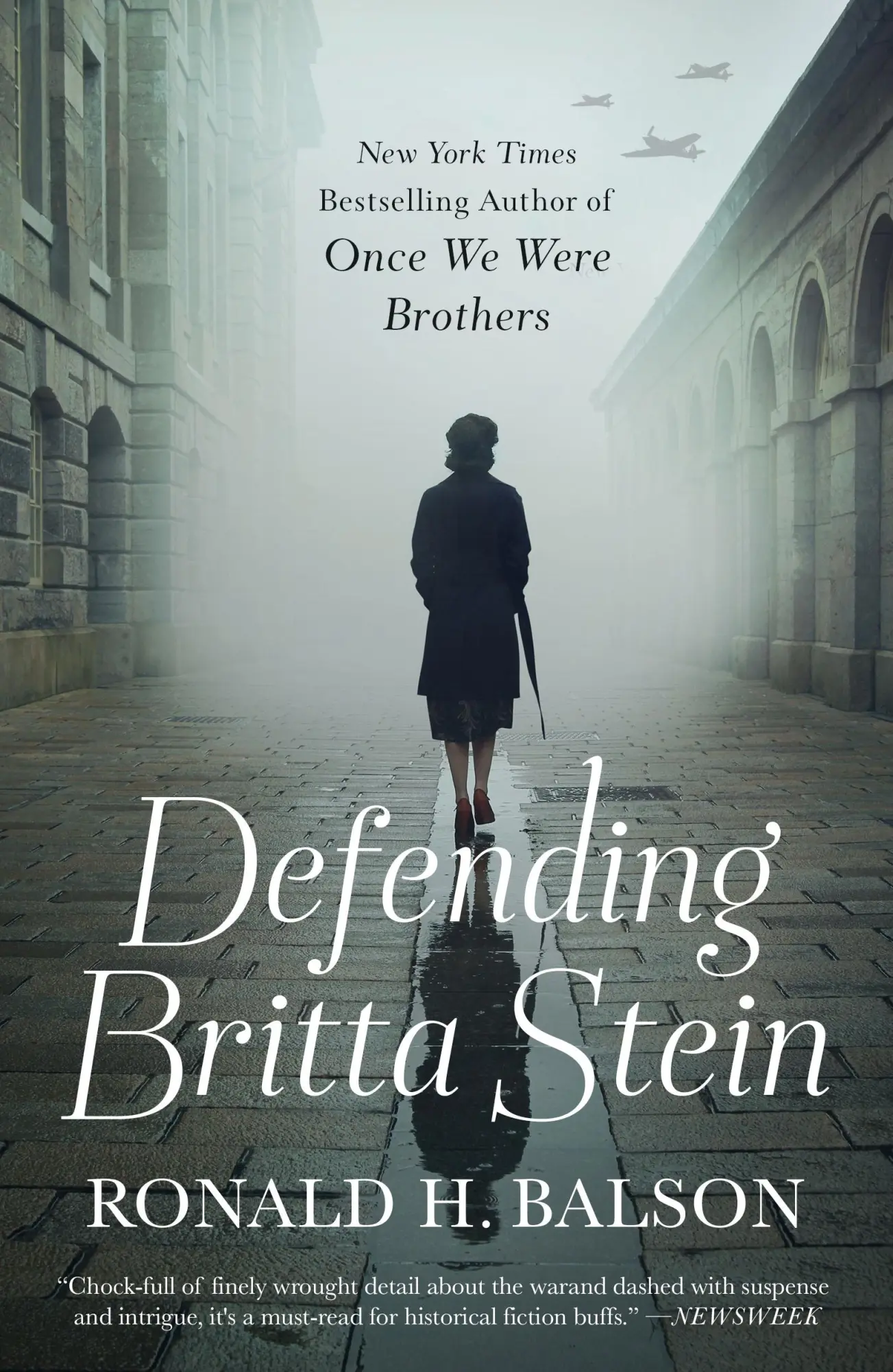Autor: 9781250852649 | Defending Britta Stein | Ronald H. Balson | Taschenbuch | Englisch