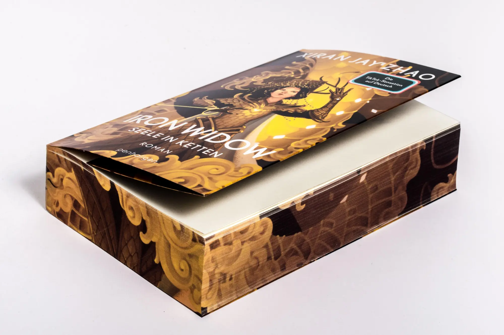 Bild: 9783764532949 | Iron Widow - Seele in Ketten | Xiran Jay Zhao | Taschenbuch | 768 S.
