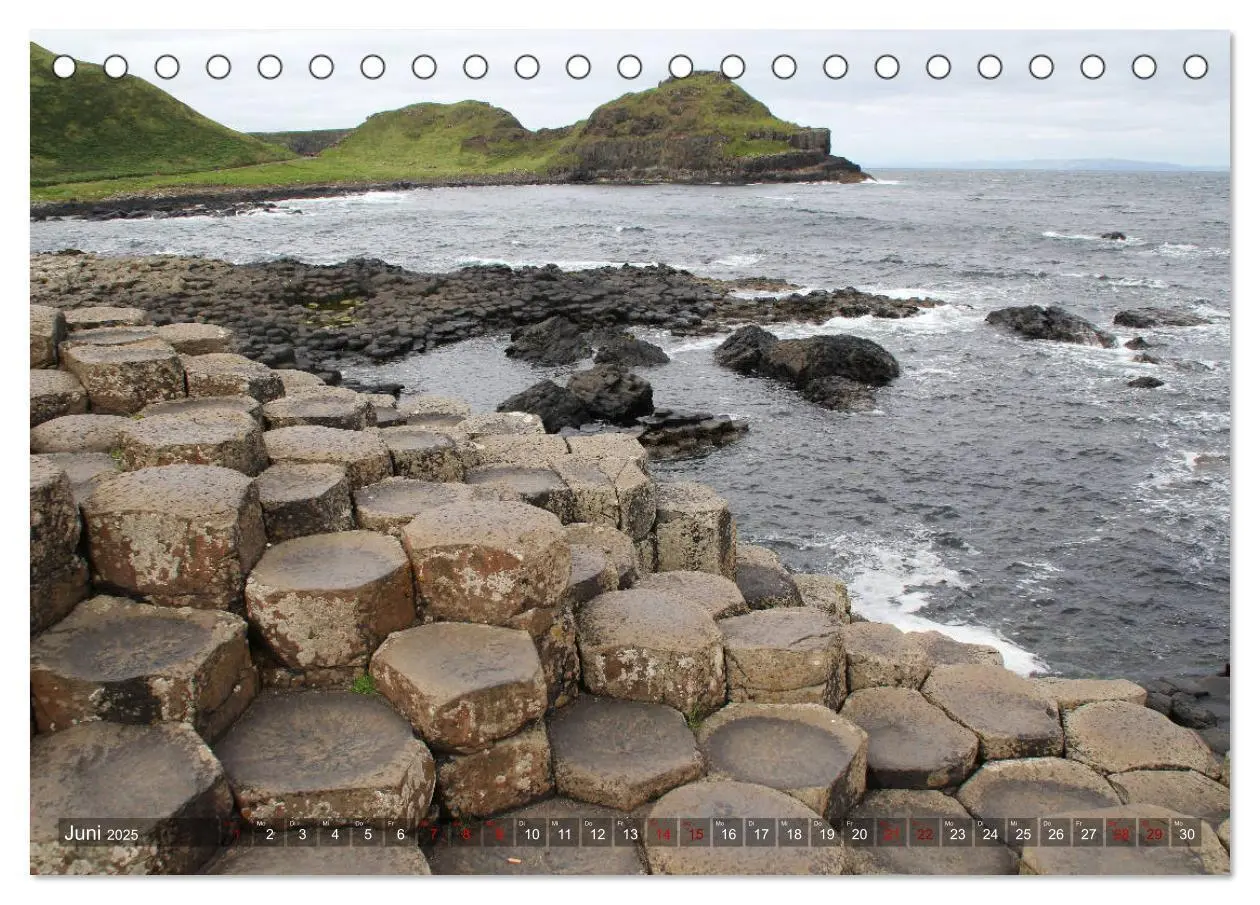 Bild: 9783435334049 | Irland 2025 - Die schönsten Reiseziele (Tischkalender 2025 DIN A5...